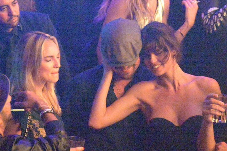 Hầu hết những cô nàng của anh đều là những thiên thần bước ra từ Victoria's Secret. Ảnh: People.com