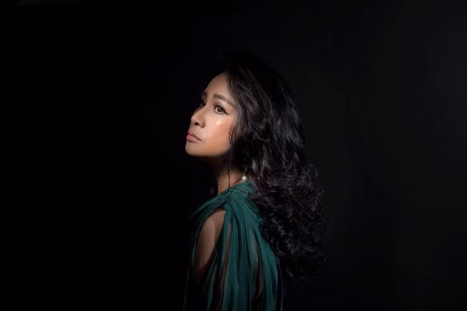 Trước những phản ứng đó, ca sĩ Thanh Lam cho rằng: "Là nghệ sĩ câu chữ đâu được vẹn toàn như nhà triết học, nên mong những ai bị tổn thương hãy vì thiện ý và tính xây dựng của Thanh Lam mà bỏ qua cho. Còn sự thật không Thanh Lam nói sẽ có người khác nói, hy vọng sẽ có cách nói ngọt ngào hơn".