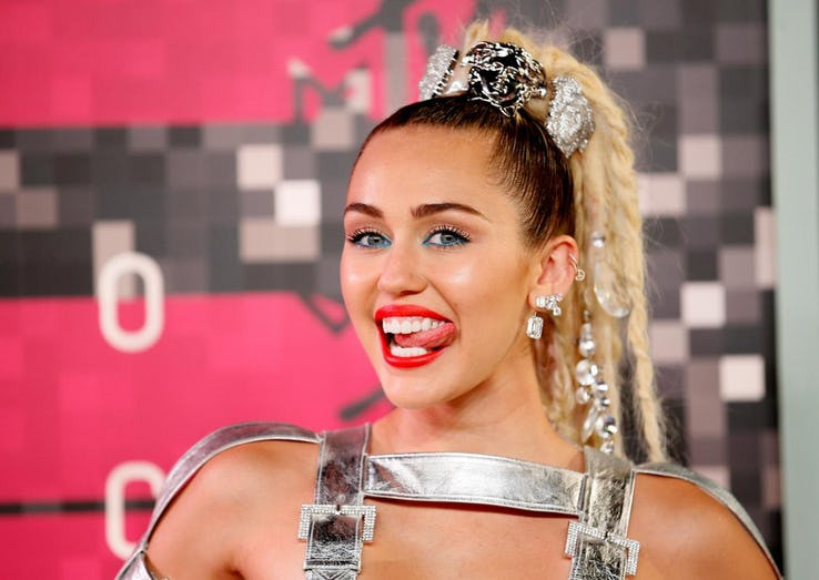 Miley cũng thừa nhận mình từng giữ mối quan hệ với Liam trong thời gian dài vì cô sợ cô đơn. Ảnh: Reuters.com