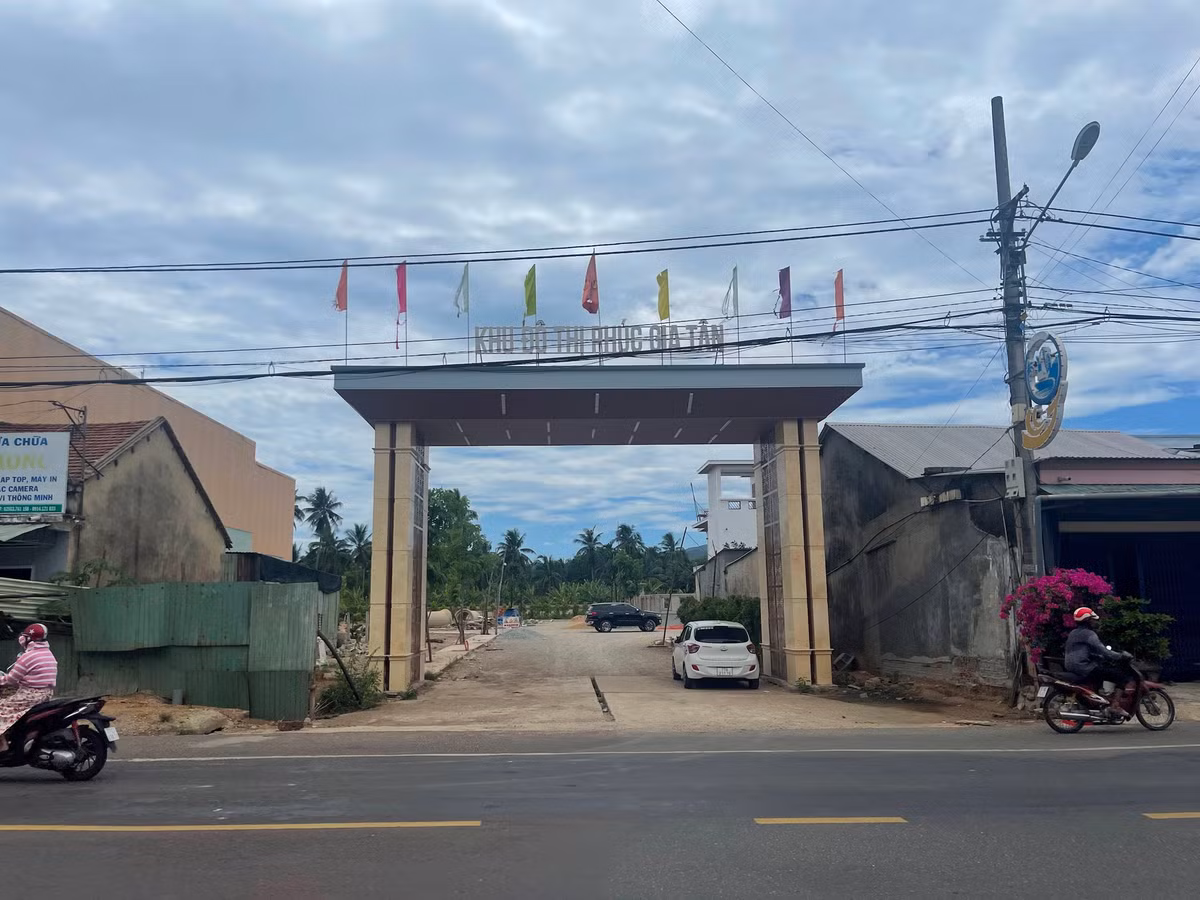 Hé lộ ông chủ công ty Lê Gia Newland vi phạm môi trường - Hình 2 He lo ong chu cong ty Le Gia Newland vi pham moi truong-Hinh-2