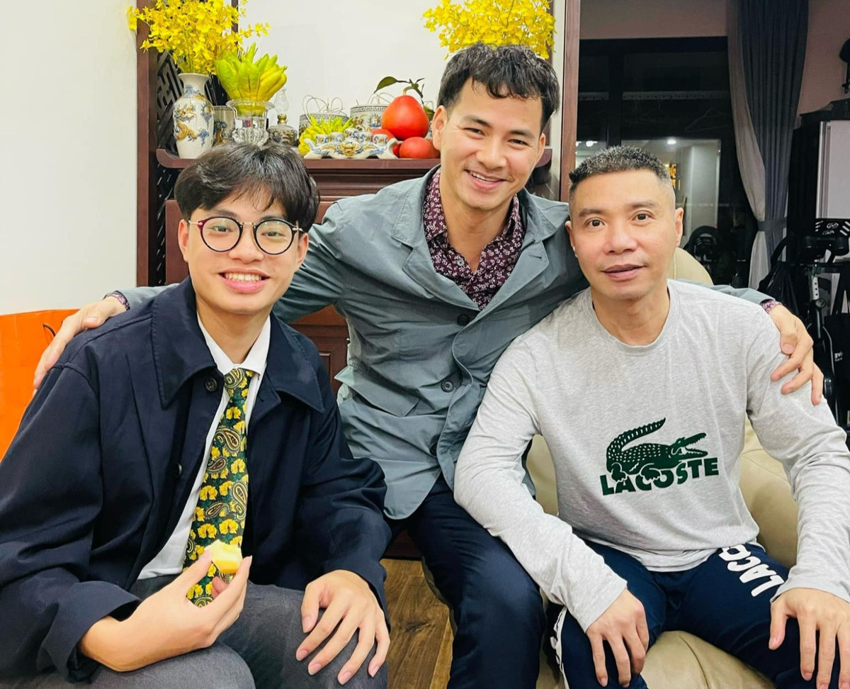 Nua dem Xuan Bac den chuc Tet Cong Ly