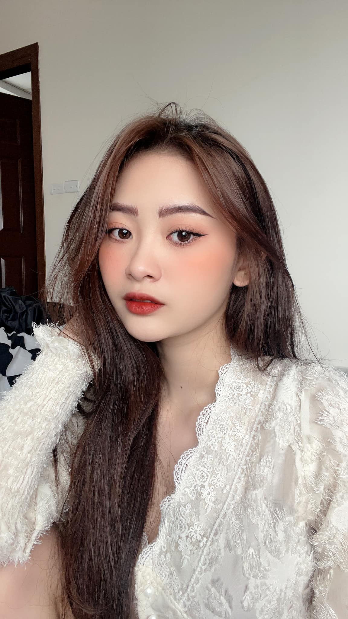 Song song với hoạt động nghệ thuật, Trang còn theo học ngành Công nghệ thông tin. Ảnh: Tổng hợp