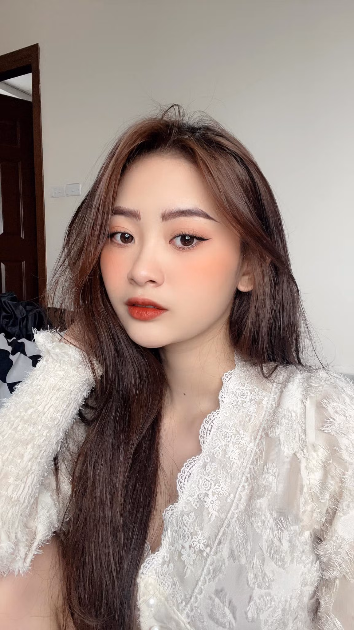 Song song với hoạt động nghệ thuật, Trang còn theo học ngành Công nghệ thông tin. Ảnh: Tổng hợp