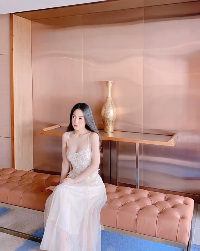 Được biết người đẹp hiện tại đã kết hôn. Gia đình cô cũng đã đón chào thành viên mới.