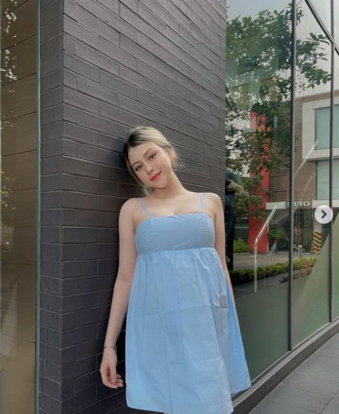 Nhiều người cũng tỏ ra thắc mắc về danh tính cha của em bé này. Về phía Sunna, cô khá thoải mái khi đề cập đến đứa trẻ trong bụng và tiết lộ việc mình sắp lâm bồn đến nơi rồi.