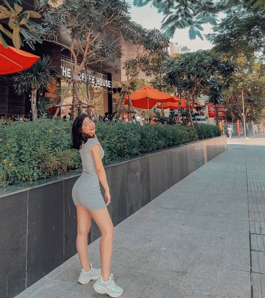 Nhờ tài năng nhảy đẹp và body nóng bỏng, những video của cô thu hút hàng triệu lượt xem và thả tim, có video đến tận 9 triệu view. Ảnh: Tổng hợp