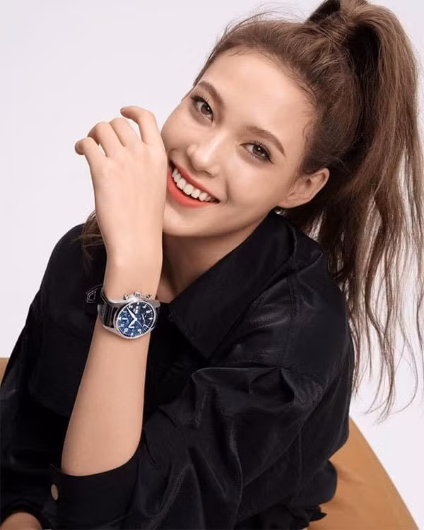 Lo danh tinh nu VDV truot tuyet gay sot Olympic Bac Kinh 2022