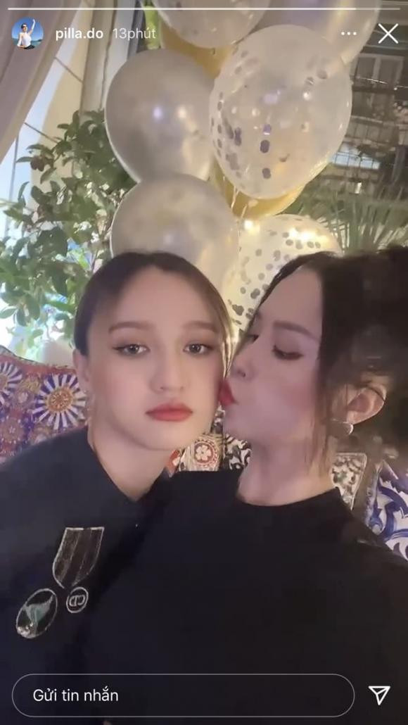 Trong story được chị dâu Bảo Thy đăng tải, cả cô lẫn Mai Tây đều cực kỳ xinh đẹp và sắc sảo, chuẩn dâu hào môn.