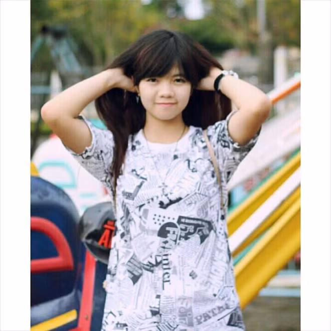 Ảnh thời "trẻ trâu" của Bùi Thảo Ly được nhận xét quá khác so với nhan sắc hiện tại.