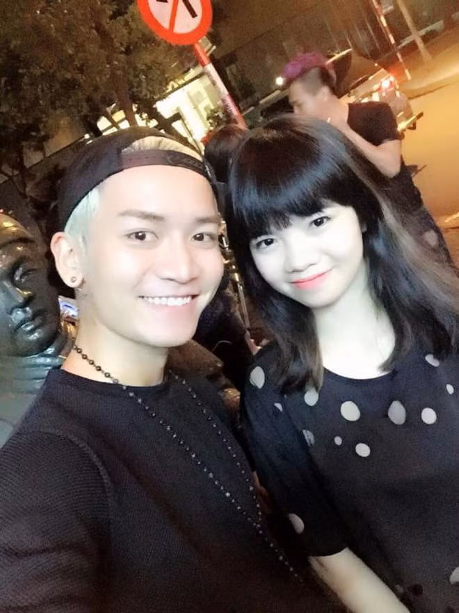 Cách đây không lâu Thảo Ly bị mang ra bàn tán vì khác với lúc lung linh trên TikTok khi xuất hiện trên chương trình Chọn Ai Đây.