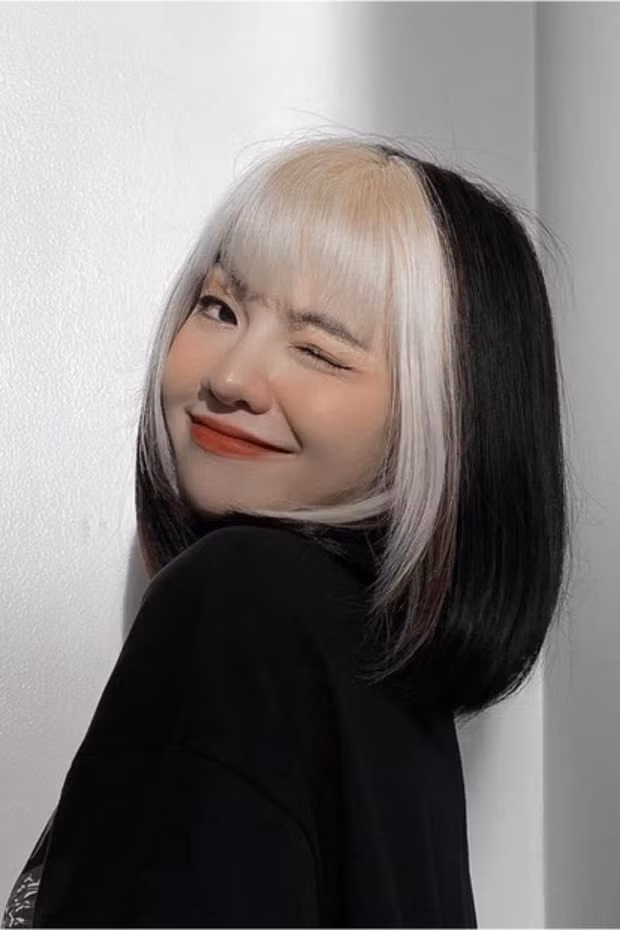 Bùi Thảo Ly lúc đó đón nhận hàng tá chỉ trích vì nhan sắc khác biệt so với loạt clip triệu view tự đăng tải trên MXH TikTok.