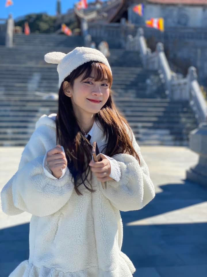 9X từng nổi tiếng với hành trình lột xác từ 80kg xuống còn 52kg và được mọi người gọi là "hot girl phòng gym" với số đo 3 vòng chuẩn đét 96 - 60 - 96.