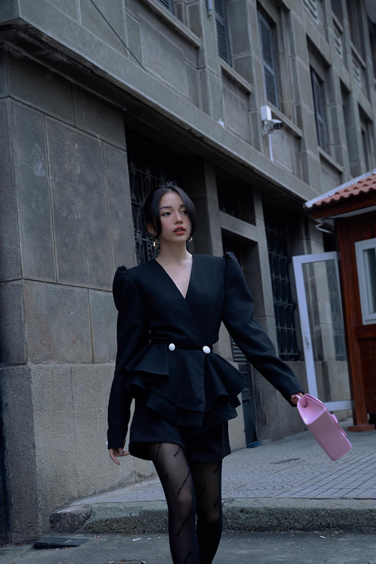 Sở hữu body siêu nuột, nữ streamer thường chiêu đãi fan những bộ ảnh đẹp lịm tim.