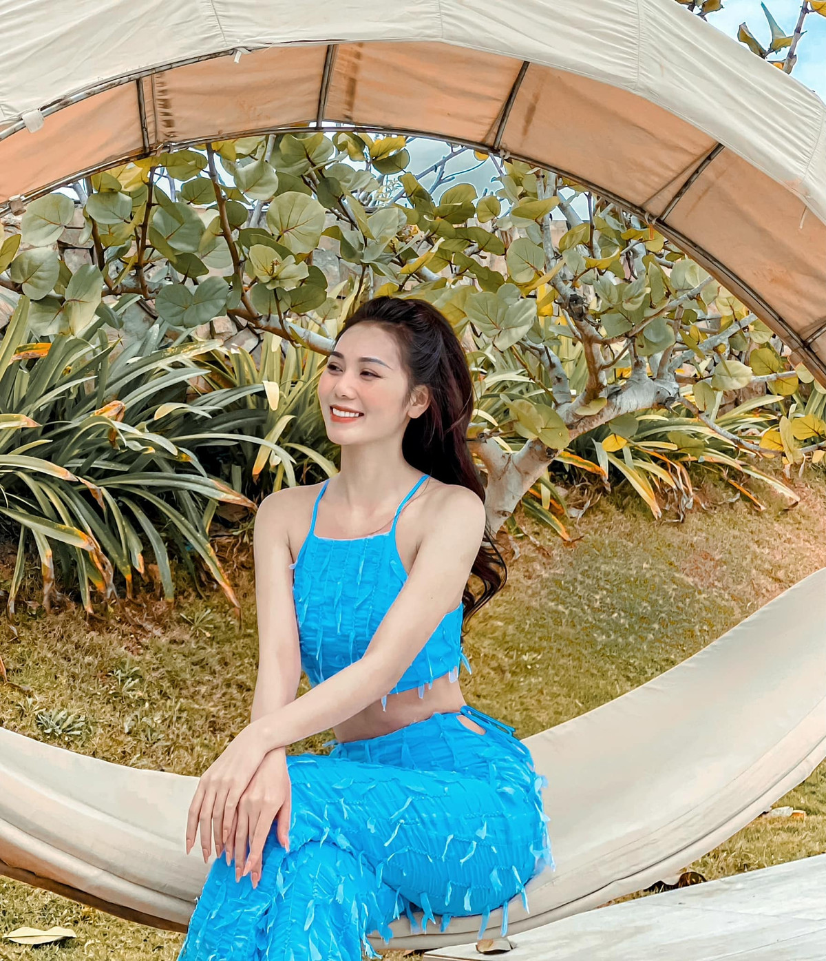 Được biết, Kim Chi hiện đang sở hữu thương hiệu về sản phẩm chăm sóc tóc của riêng mình.