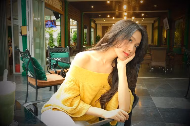 Trước đó, khi vướng tin đồn hẹn hò với Đoàn Văn Hậu, Hải My từng phải đối mặt với những tin nhắn, bình luận tấn công vì bị một nhóm netizen quá khích cho là "trà xanh", giật bồ từ tay Hoàng Anh Ốc.