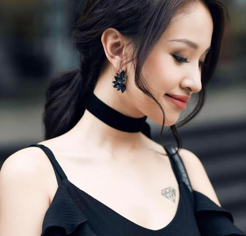 Ở tuổi 37, Thanh Vân Hugo được nhận xét là ngày càng mặn mà và quyến rũ.