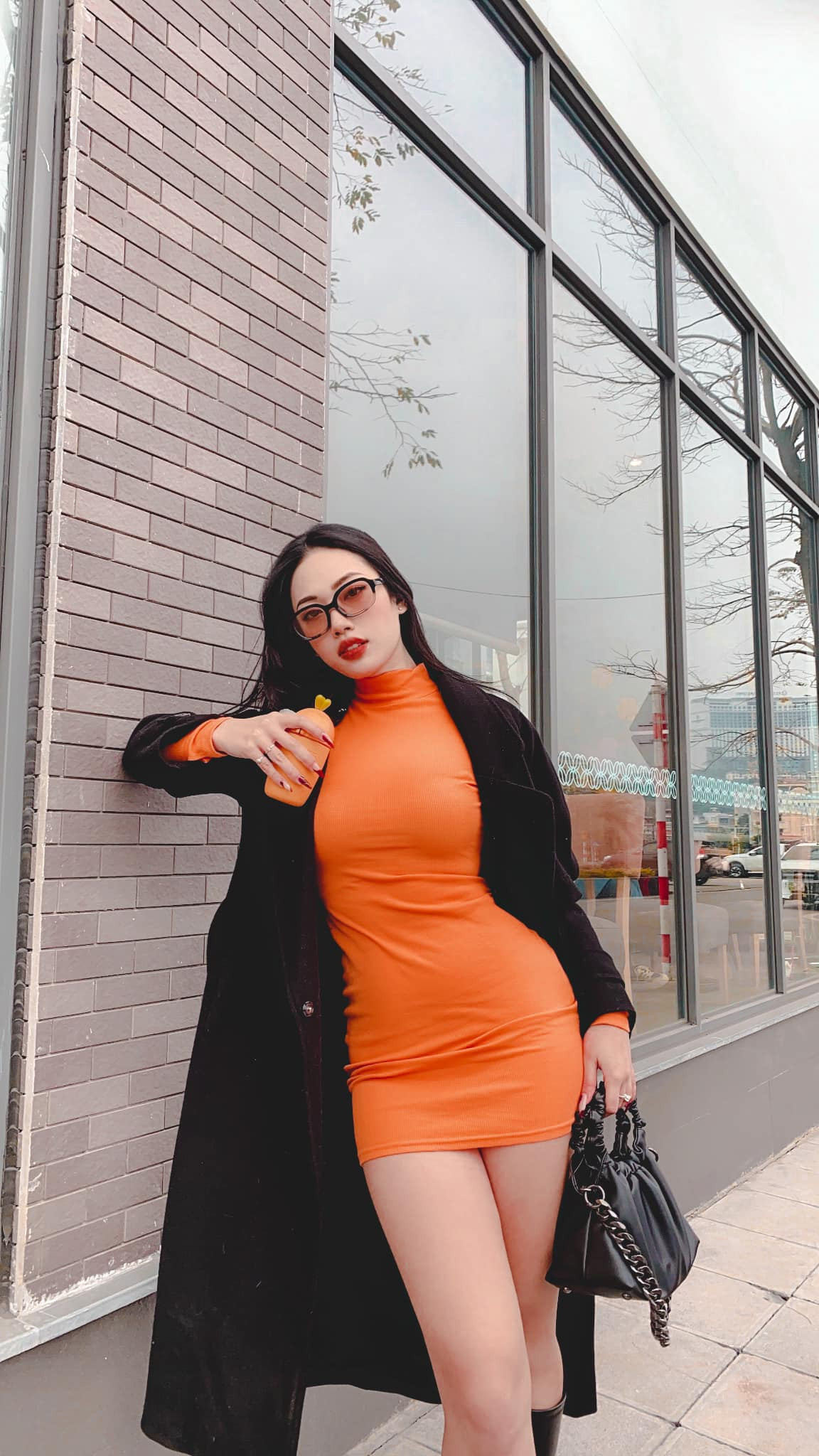 Cô được nhắc đến rất nhiều nhờ hành trình "dậy thì thành công", "lột xác" nhan sắc một cách ngoạn mục.