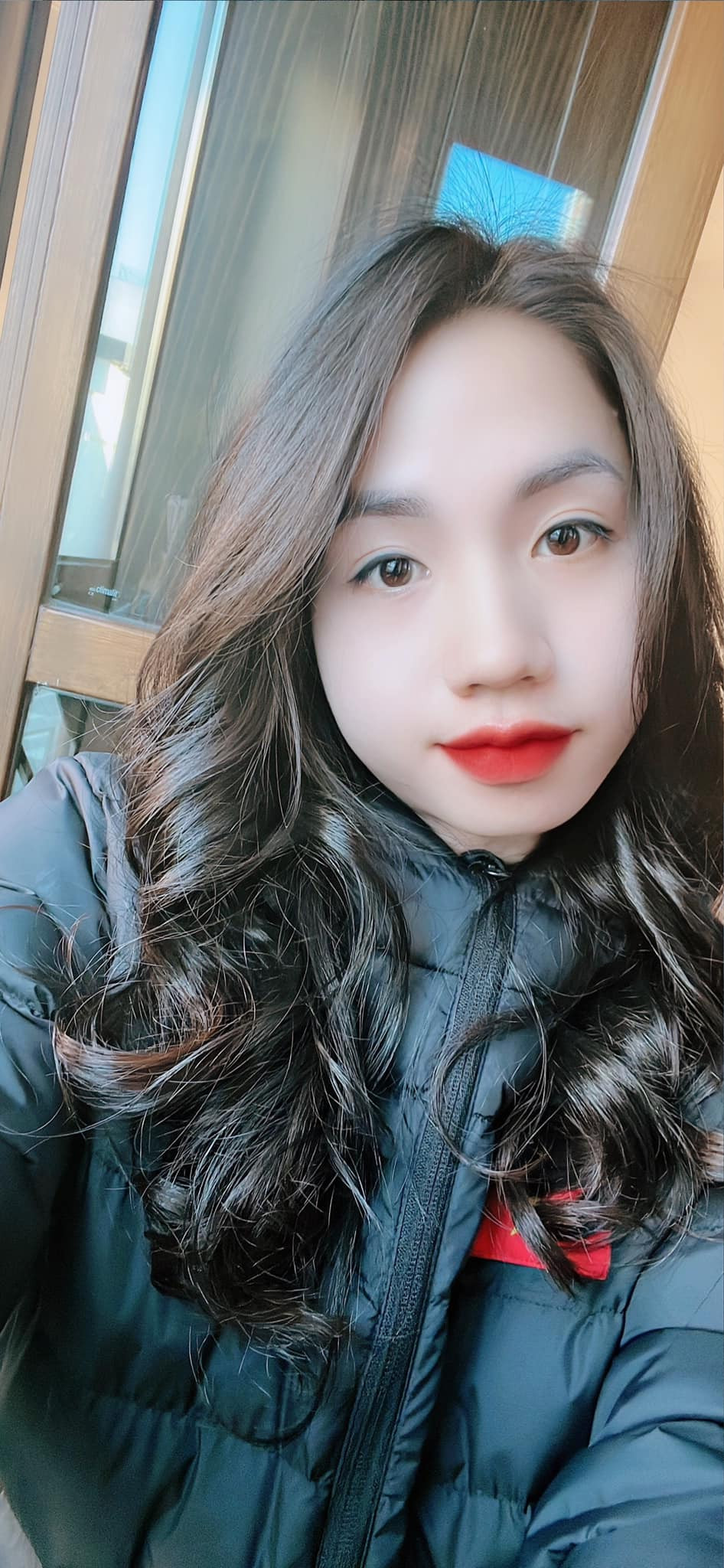 Dù thường xuyên phải luyện tập và thi đấu dưới nắng nhưng Duyên vẫn giữ được làn da khá trắng trẻo, mịn màng.