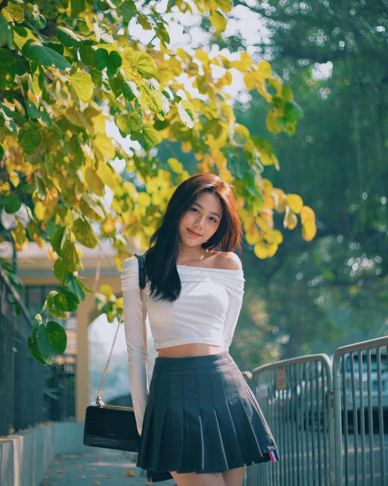 Mặc dù xinh đẹp nhưng hiện tại, Thúy Hằng cho biết cô chưa có người yêu và mẫu bạn trai lí tưởng của cô nàng là một người chín chắn và trưởng thành.