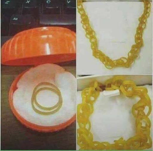 Khi người yêu muốn một món quà Valentine là trang sức nhưng bạn lại không có tiền thì đây là cách vô cùng hiệu quả nhưng cũng rất dễ bị chia tay.