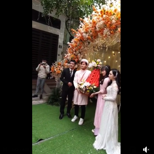 Đức Chinh lần đầu công khai việc hẹn hò với Mai Hà Trang từ tháng 7/2019.