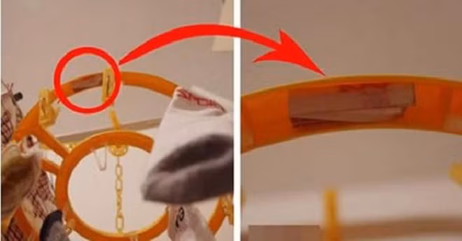 Phơi quần áo thường xuyên, nhưng có mấy chị em biết rằng trong chiếc móc lại có một cái lỗ cho vừa những tờ tiền.