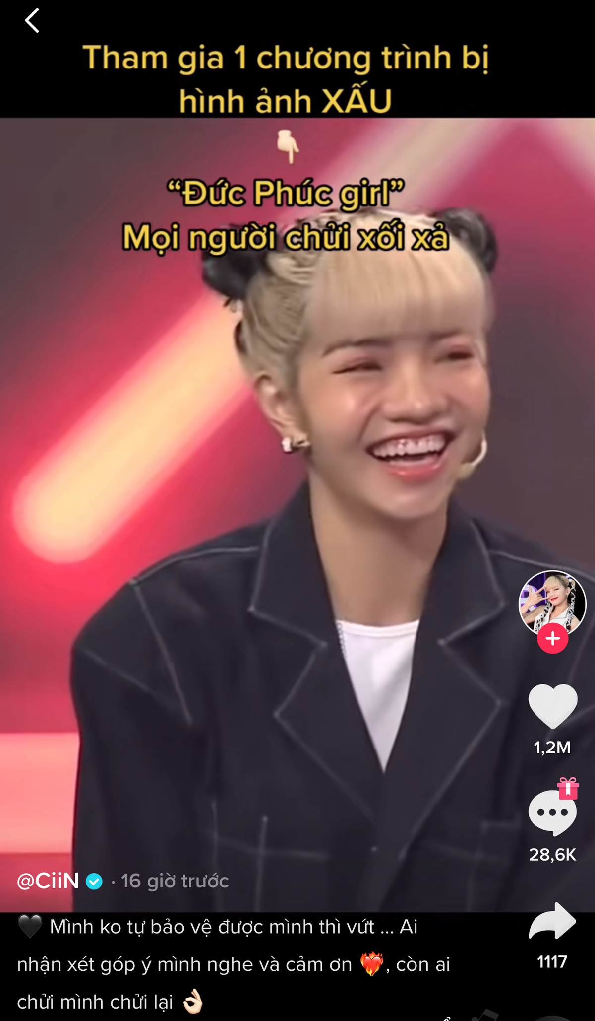 Cô nàng đang quyết tâm bảo vệ đến cùng danh dự của mình trước những lời chê bai đến từ cộng đồng mạng.