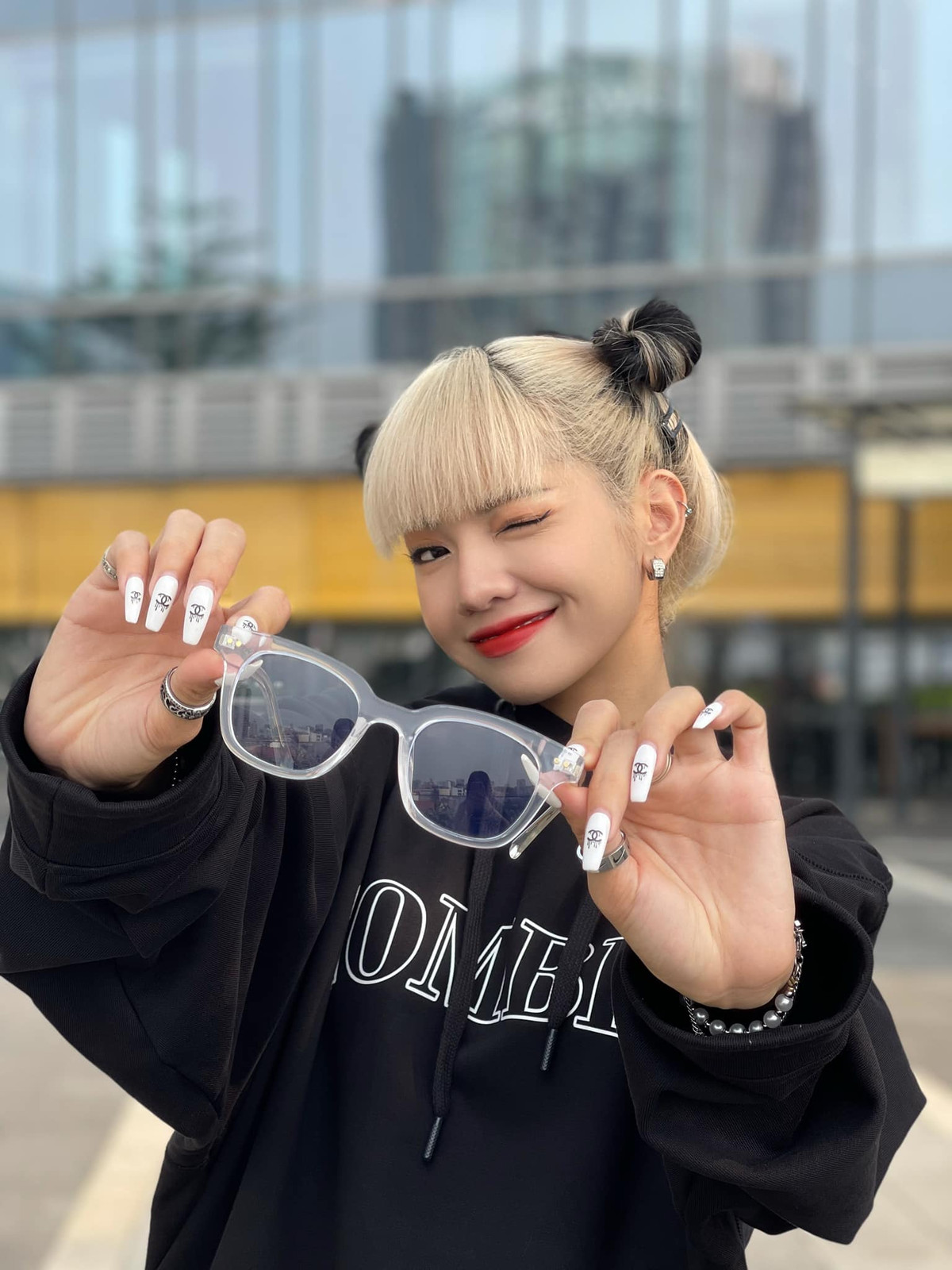 Bùi Thảo Ly là gái xinh Rap Việt gây xôn xao cõi mạng mấy ngày qua bởi màn lộ nhan sắc kém xinh trên sóng truyền hình.