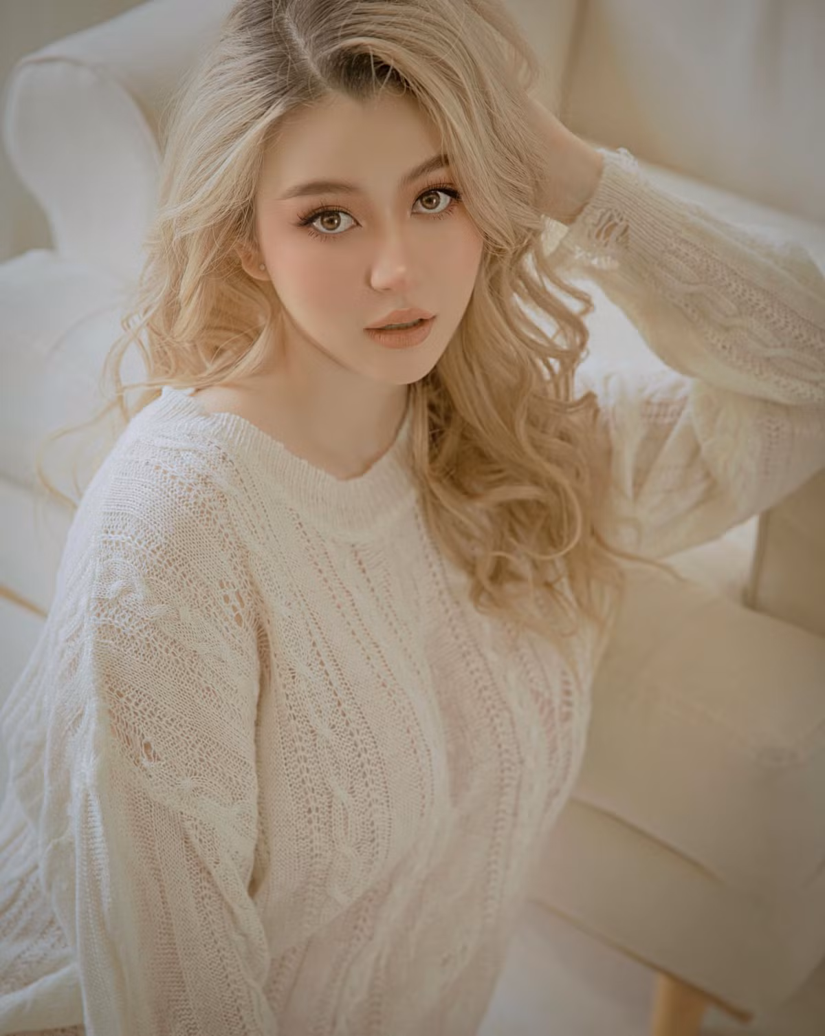 Cô được nhận xét là sở hữu vẻ đẹp "lệch chuẩn" với vóc dáng phổng phao, mũm mĩm. Ảnh: Tổng hợp