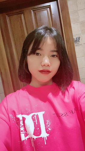 Phạm Hoàng Quỳnh đã khiến rất nhiều người hâm mộ cảm thấy khâm phục, ngưỡng mộ khi vừa có sự nghiệp thành công và nhận được sự hậu thuẫn lớn từ gia đình.