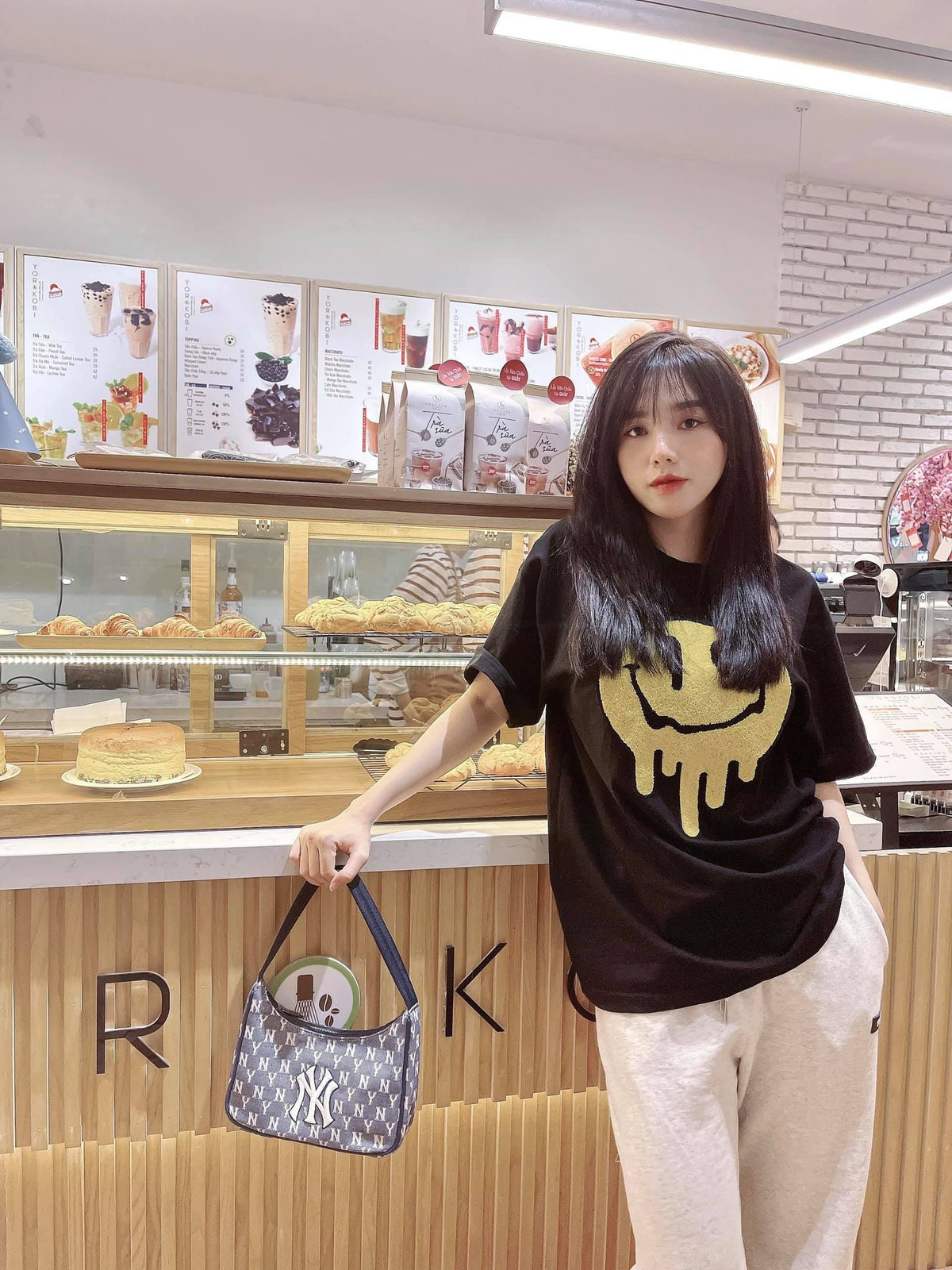 Vẻ ngoài xinh đẹp, nóng bỏng của Gia Hân làm hội chị em phải ngưỡng mộ. Ảnh: Tổng hợp