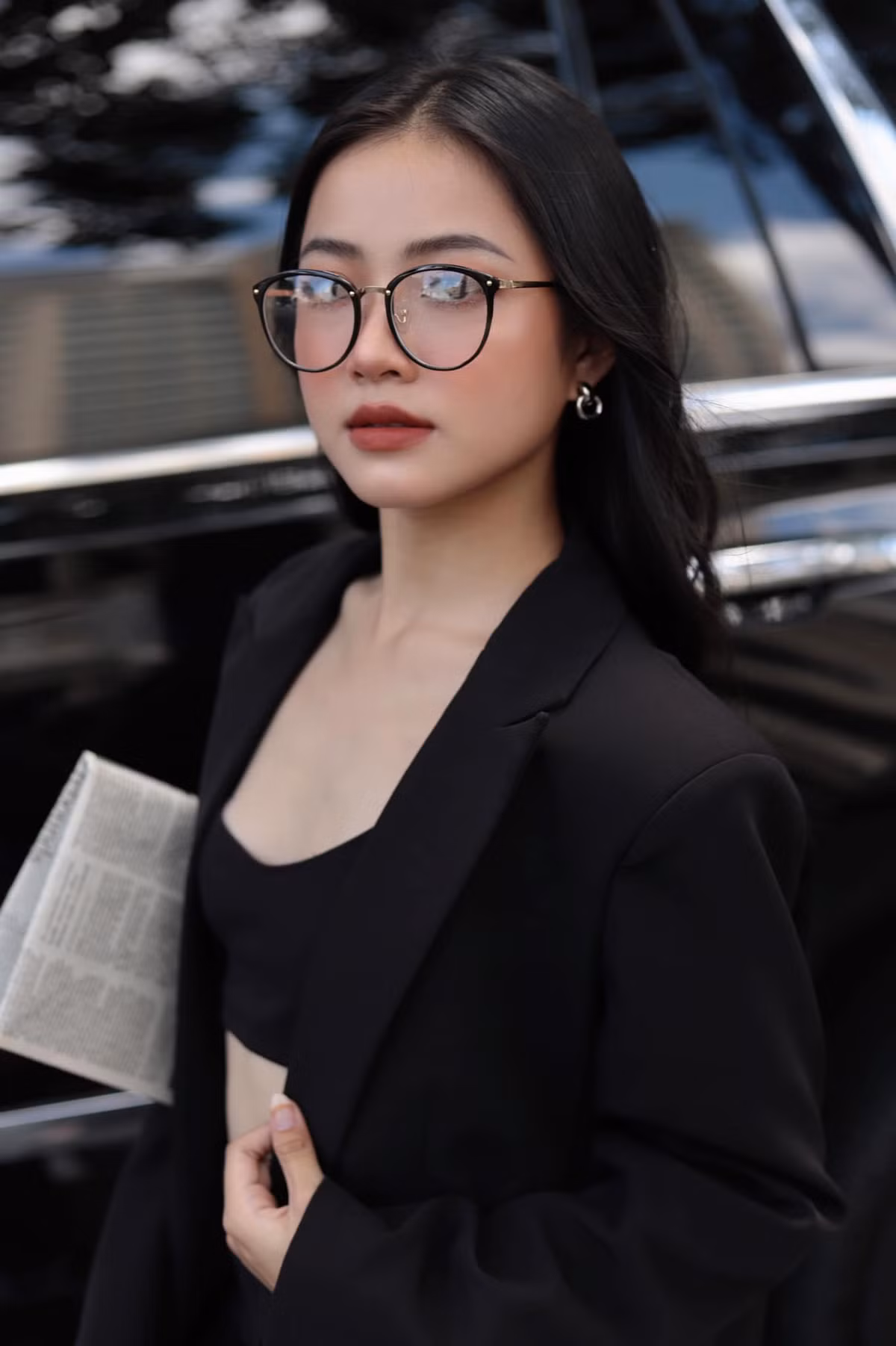 Xuân Mai có cơ hội được làm mẫu ảnh cho một số local brand về thời trang khi còn đang đi học nhờ có gu ăn mặc mới lạ, sáng tạo và fashion.