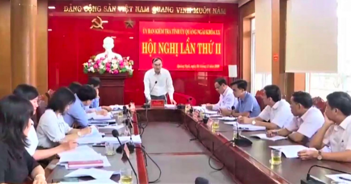 Quang Ngai thi hanh ky luat 3 can bo cap huyen