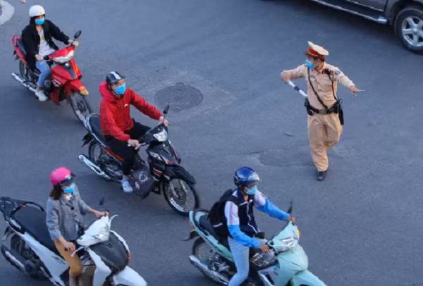 Cam mot so tuyen duong phuc vu Hoi nghi cap cao ASEAN 37