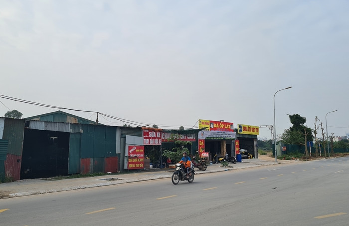 Loat cong trinh ngang nhien “moc” tren dat nong nghiep o Phu Do