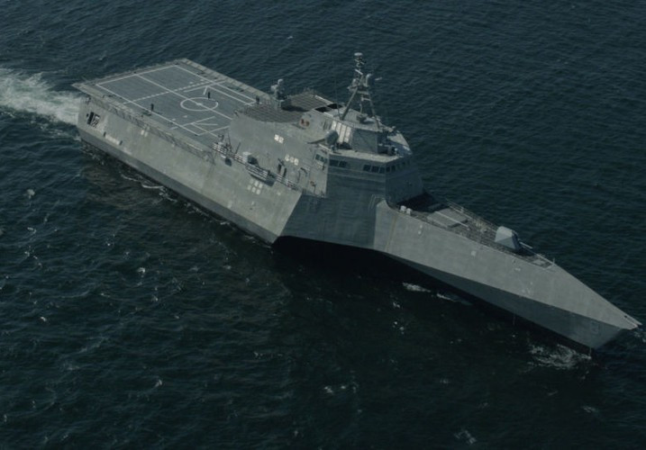 Hải quân Mỹ cuối tháng 8/2019 điều tàu USS Wayne E. Meyer tuần tra trong phạm vi 12 hải lý quanh đá Chữ Thập và Vành Khăn thuộc quần đảo Trường Sa của Việt Nam