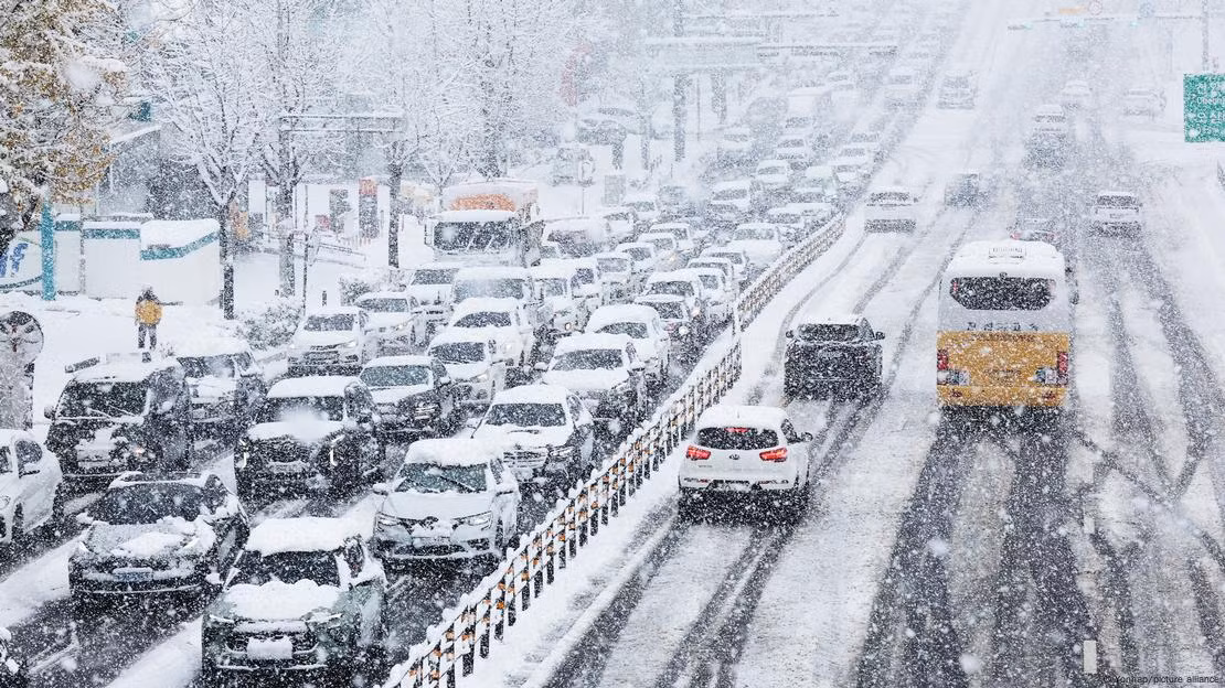 Thu do Han Quoc chim trong tuyet trang