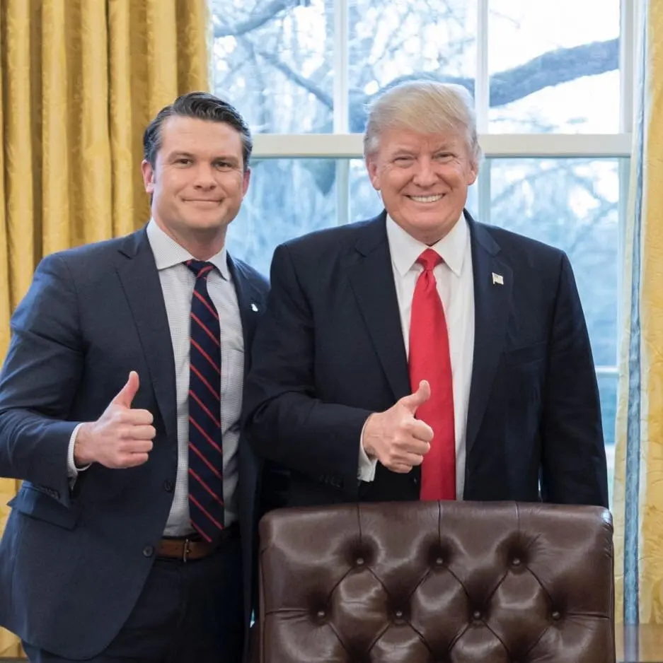 Hegseth là người ủng hộ ông Trump từ sớm khi ông ra tranh cử Tổng thống năm 2016. Ảnh: Facebook.