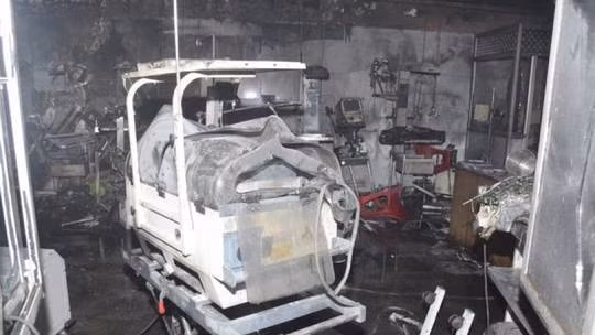 Hien truong vu chay benh vien khien 10 tre so sinh thiet mang