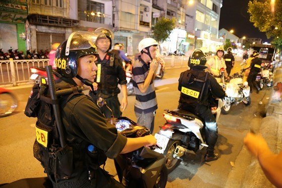 Nan cuop giat hoanh hanh, sao TP HCM khong lap to 141?-Hinh-2