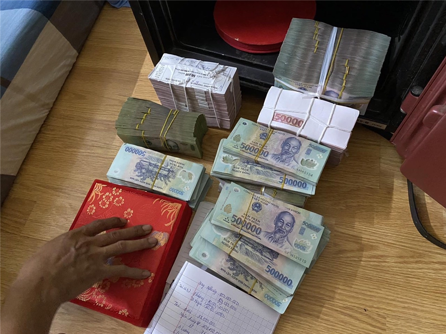 Duong day danh bac 3000 ty o Da Nang: Web do den, chieu tro chu bac-Hinh-4