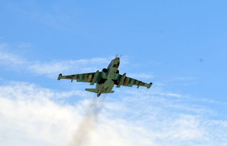 Cường kích Su-25 do Liên Xô sản xuất là một trong số ít những loại cường kích cơ đúng nghĩa ở thời điểm hiện tại. Su-25 ra đời từ năm 1978 nhưng tới nay vẫn tiếp tục được sử dụng rất rộng rãi trên khắp thế giới. Nguồn ảnh: BMDP.