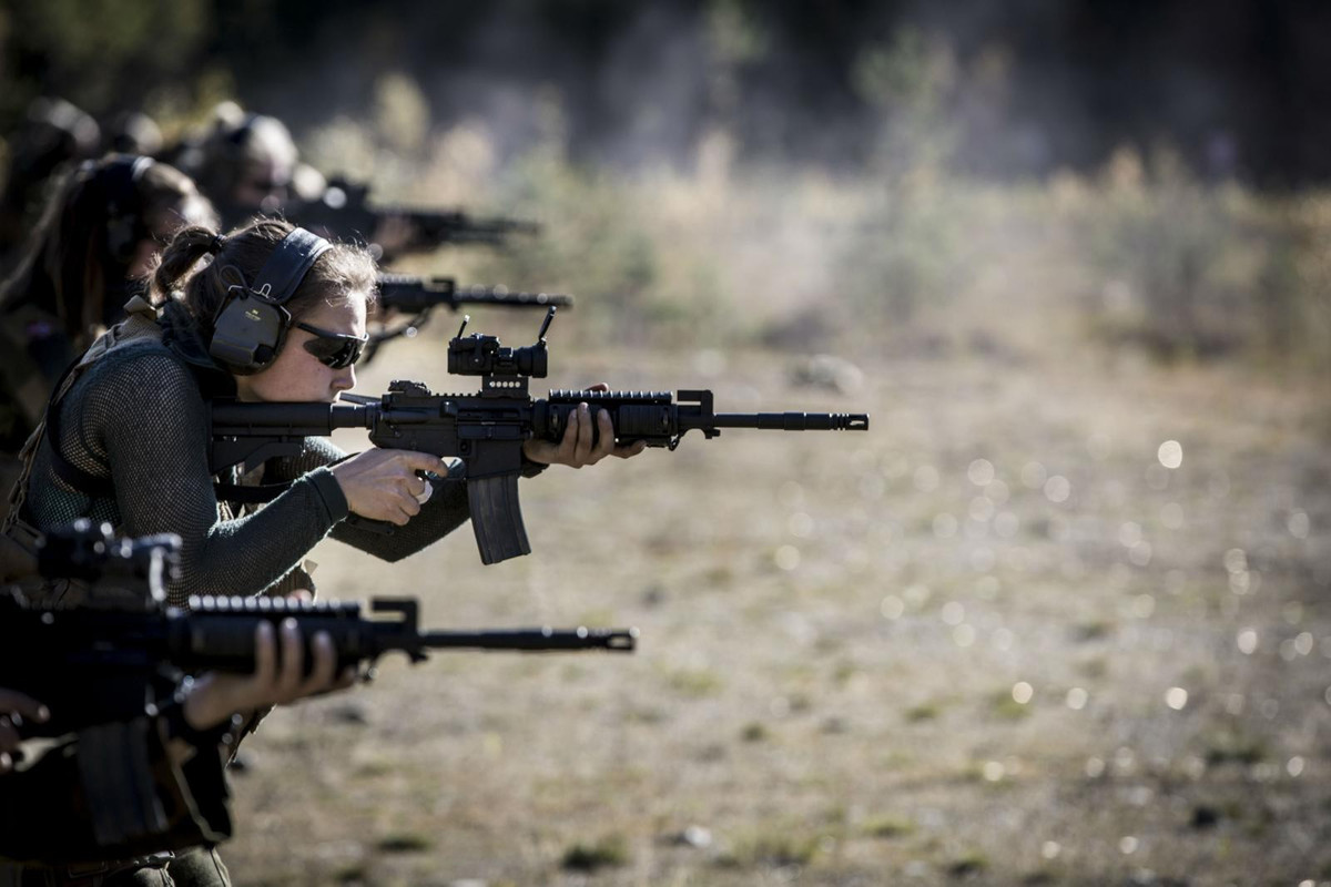 Jannike tiết lộ phần huấn luyện khó nhất cho đến nay chính là "tuần lễ địa ngục". Đây là một cuộc kiểm tra tâm lý và sức mạnh thể chất, bao gồm hoạt động hành quân cường độ cao suốt nhiều ngày mà lại có rất ít thức ăn và nước uống. "Họ muốn kiểm tra xem bạn có thể xử lý áp lực khi kiệt quệ hay không" - cô gái 19 tuổi nói.