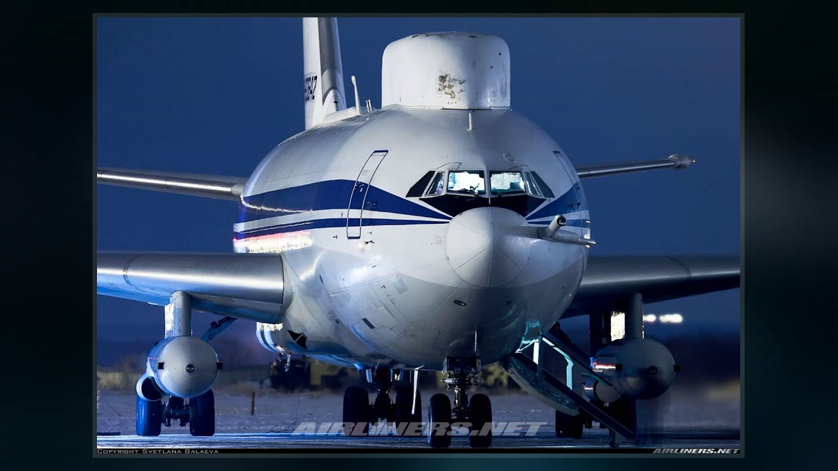 Đây là hệ thống thông tin liên lạc hiện đại bậc nhất mà Nga đang có trong tay hiện nay. Ăng-ten liên lạc SATCOM sẽ đảm bảo thu nhận được thông tin, tín hiệu không chỉ từ các vệ tinh liên lạc mà còn từ các hệ thống vệ tinh do thám khác. Nguồn ảnh: Airlines.