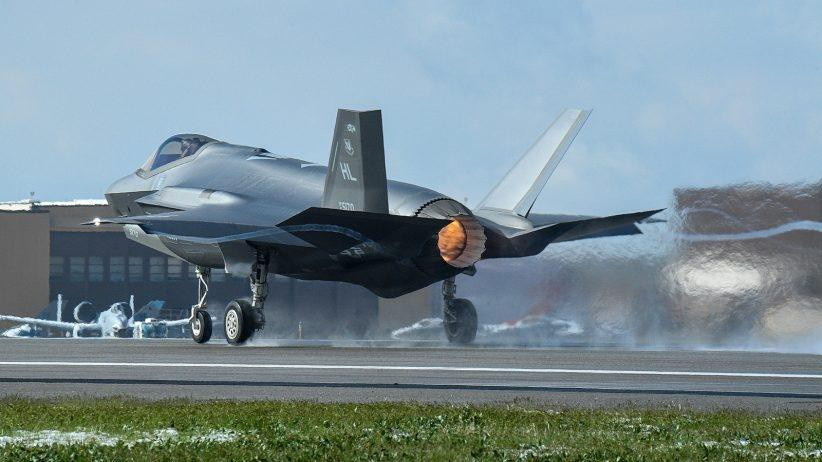 Quân đội hiện có 2 phi đội F-35A, trong đó 1 phi đội thực hiện nhiệm vụ chiến đấu và phi đội còn lại sẽ đảm nhiệm công tác huấn luyện.