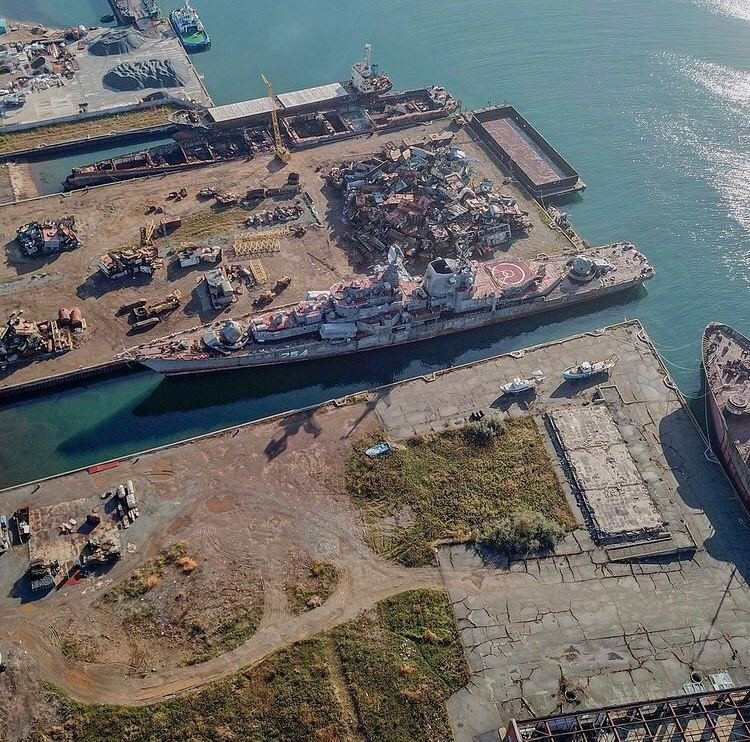 Bắt đầu được đóng mới chiếc đầu tiên từ năm 1974, các khu trục hạm lớp Sovremenny được coi là một trong những thành tựu hải quân cuối cùng của Liên Xô cũ trong quá khứ. Nguồn ảnh: Sina.