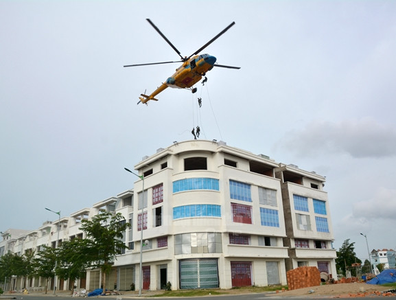 Bên cạnh nhiệm vụ huấn luyện thường xuyên, thời gian qua tiểu đoàn còn hoàn thành tốt các nhiệm vụ như: Diễn tập; phục vụ hội thi, hội thao, diễu binh, trình diễn…