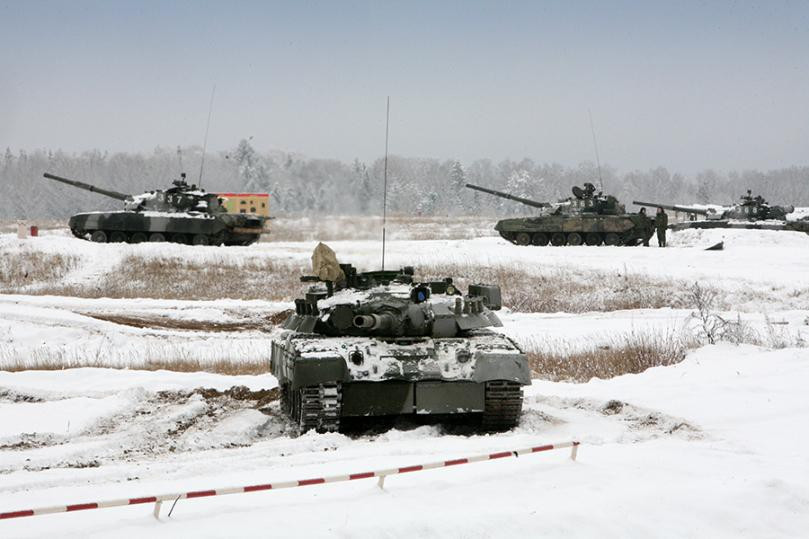 Hơn thế nữa, cuộc chiến Karabakh vừa qua đã cho thấy xe tăng cực kỳ bất lợi khi đối đầu máy bay không người lái vũ trang, trong khi đây lại là thế mạnh của nhiều nước NATO, khiến những lợi thế liệt kê của Nga bị xóa nhòa.