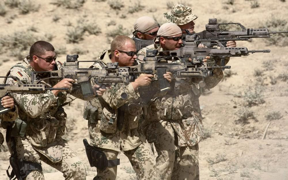 Tuy vậy một sự kiện diễn ra tại chiến trường Afghanistan khi toán binh sĩ Đức rơi vào ổ phục kích của phiến quân Taliban đã đánh đấu chấm hết cho dòng súng trường tấn công G-36.