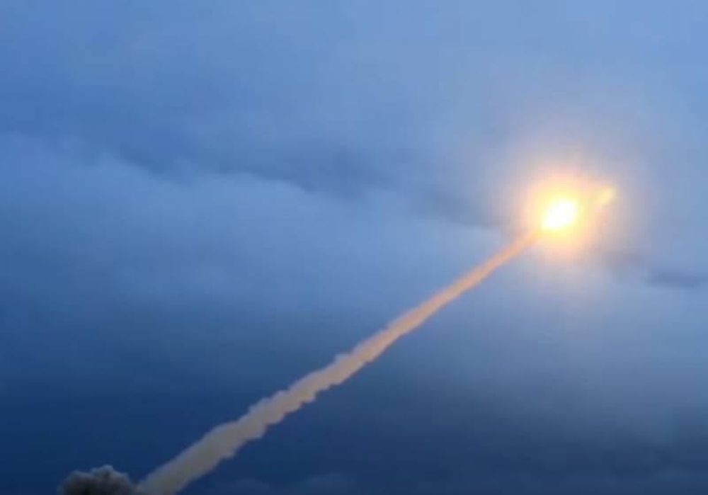 Cho tới thời điểm hiện tại, phía Nga vẫn chưa để lộ bất cứ thông tin nào về sức mạnh chính xác của đầu đạn hạt nhân mà tên lửa Burevestnik mang theo. Tuy nhiên để có thể phá hủy được một "siêu đô thị" trong tíc tắc, đầu đạn này sẽ phải có sức nổ không dưới 1000 kt. Nguồn ảnh: BMDP.